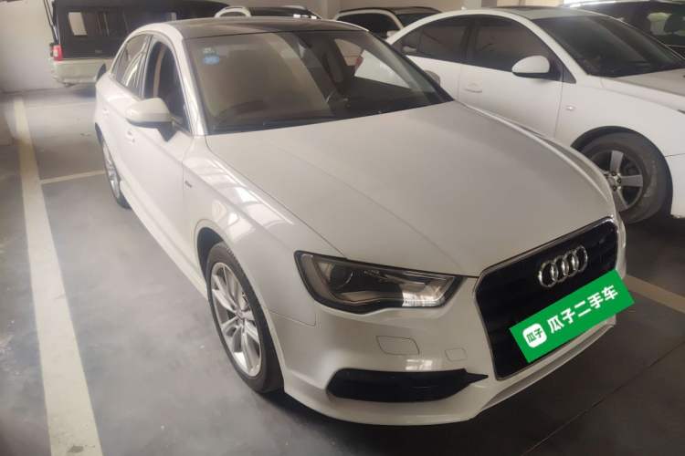 Used Audi A3 2014 Limousine 40 TFSI S line Comfort Model