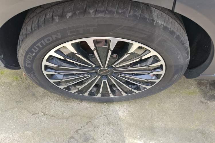 Used EXEED Stellar 2023 400T Four-Wheel Drive Premium Flying Fish Edition Right Rear Wheel Hub