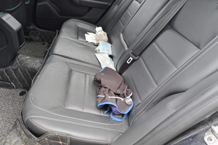 Used Volkswagen Lavida 2015 230TSI DSG Comfort Edition Left Rear Seat