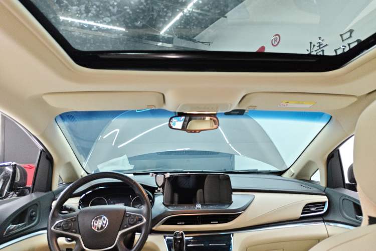 Used Buick GL8 2023 Facelifted Land Cruiser Executive Luxury Version Headliner