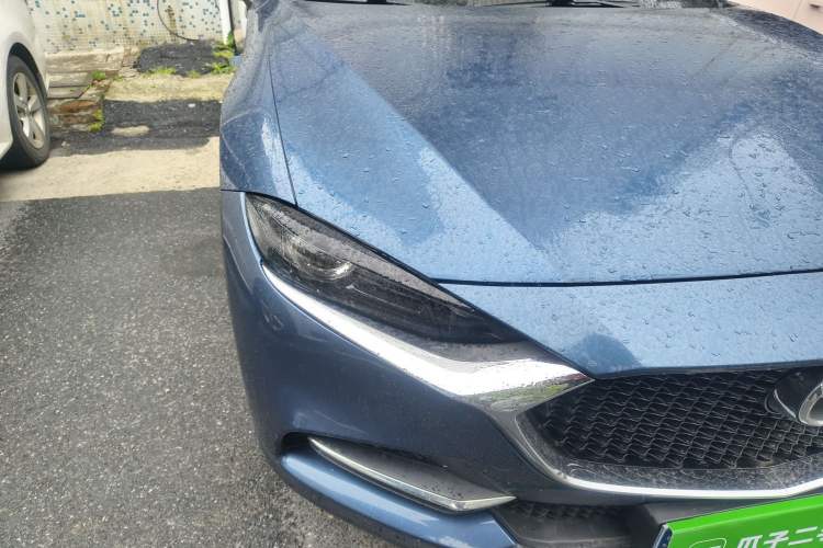 Used Mazda CX-4 2020 2.0L Automatic Two-Wheel Drive Blue Sky Dynamic Edition Right Front Headlight