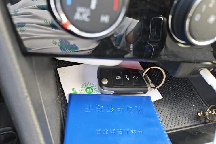 Used Volkswagen Bora 2023 200TSI DSG Smart Drive Version
