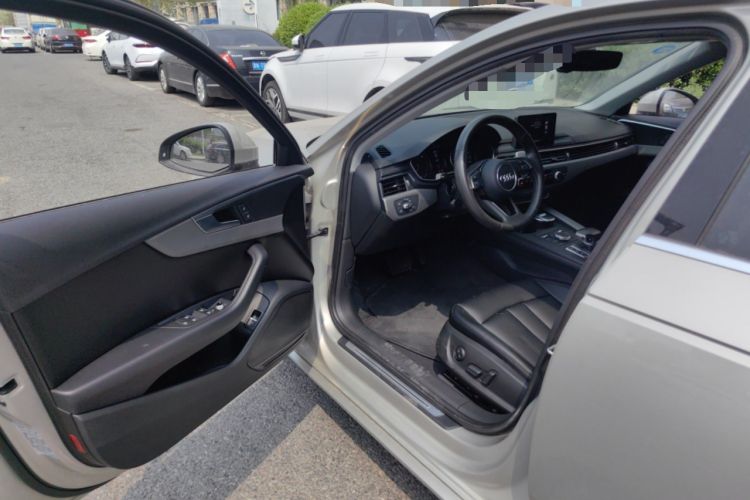 Used Audi A4L 2019 40 TFSI Ambition Version China V Driver Seat