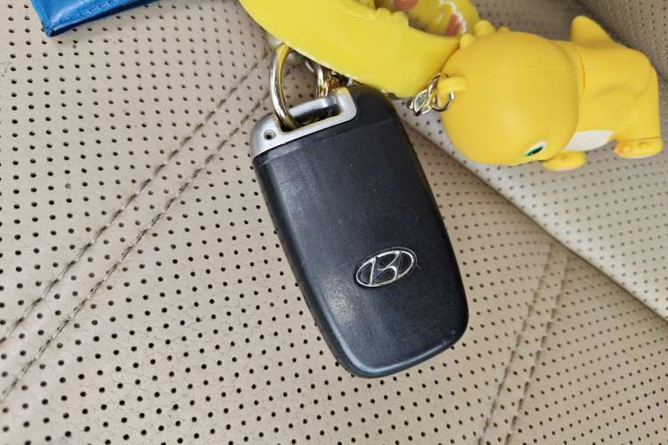 Used Hyundai ix35 2012 2.0L Automatic Two-Wheel Drive Elite Edition GLS Vehicle Key