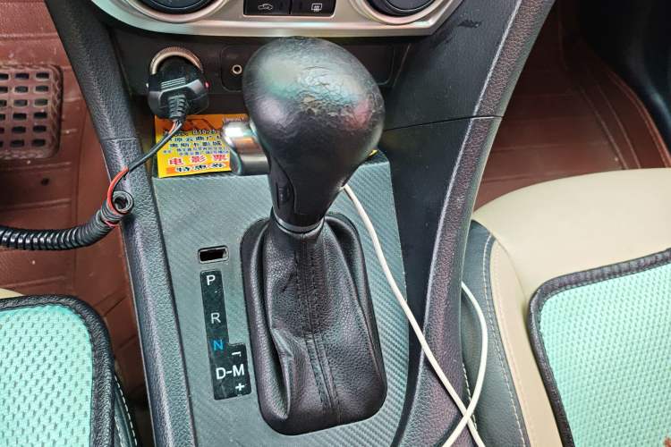 Used Haima Fumei 2015 1.5T Automatic Prestige Model Gear Lever