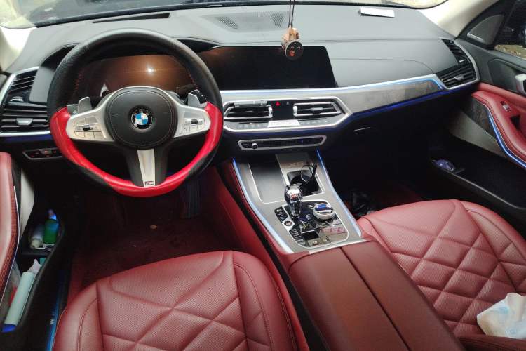 Used BMW X5 2022 xDrive 30Li Luxury M Sport Package