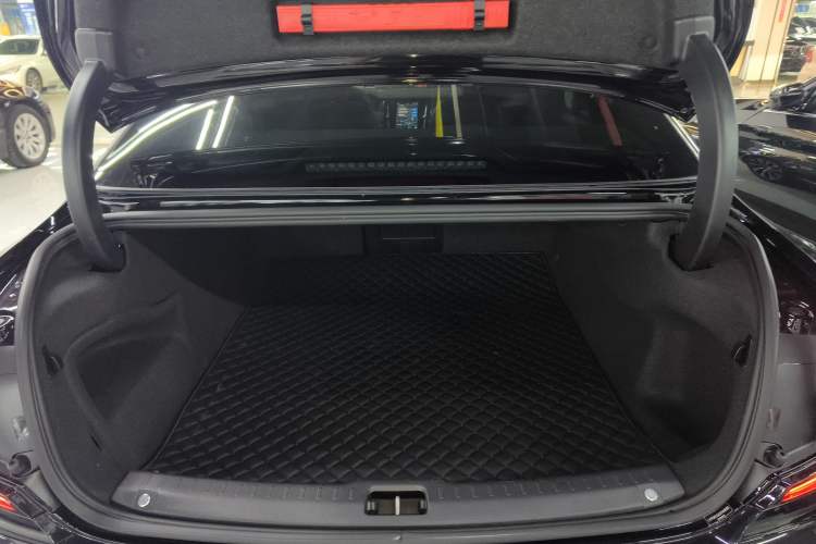 Used Volvo S90 2025 B5 Zhiyuan Luxury Edition Trunk