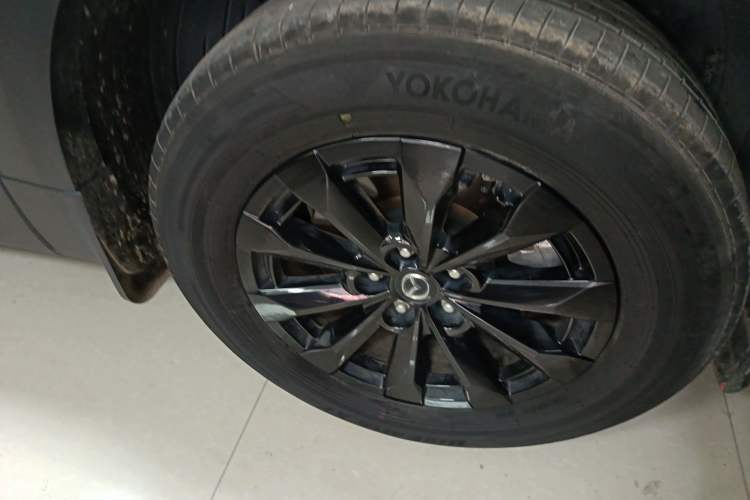 Used Mazda CX-50 2023 2.0L Leading Edition Right Front Wheel Hub