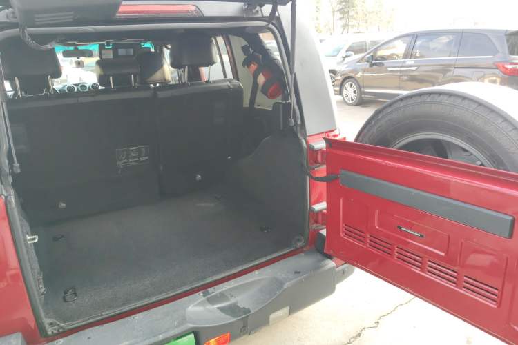 Used BAIC Off-Road BJ40 2016 40L 2.3T Automatic All-Wheel Drive Premium Edition