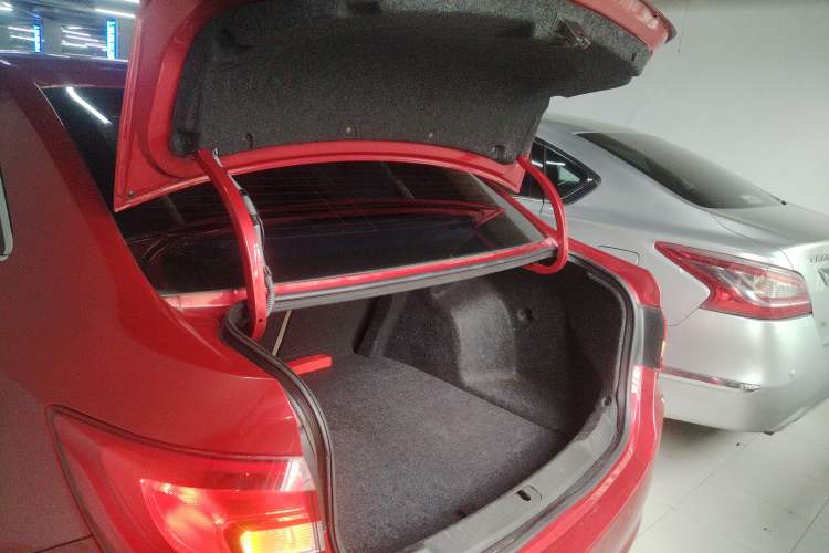 Used Buick GT 2016 15N Automatic Elite Edition Trunk