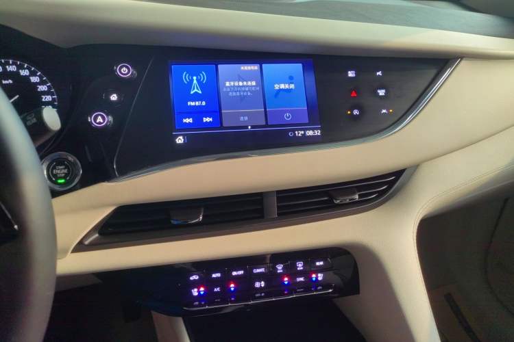 Used Buick Enclave 2022 652T 4x4 Avenir 6-Seater
