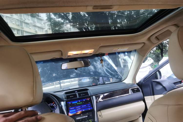 Used Toyota Camry 2015 2.0G Premier Edition