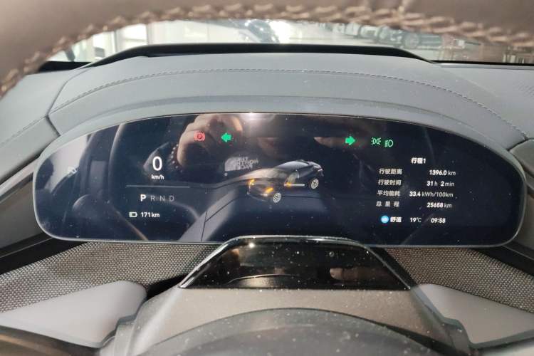 Used Zeekr 001 2024 WE Edition 95 kWh All-Wheel Drive Instrument Cluster