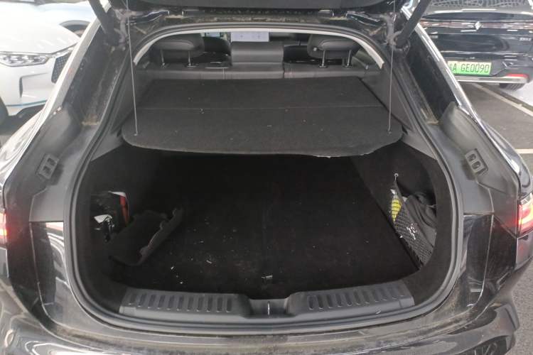 Used Baojun Enjoy 2025 Plug-in Hybrid 140km Luxury Edition Trunk