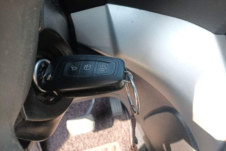 Used Ford Kuga 2015 1.5L GTDi Two-Wheel Drive Fashion Edition
