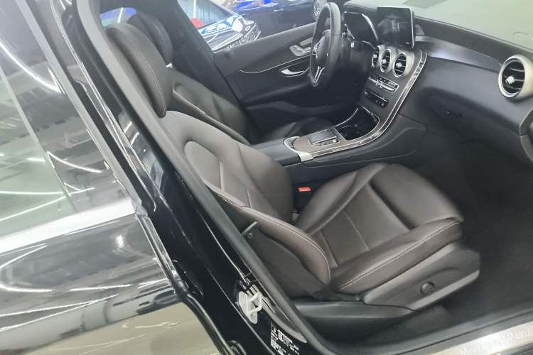 Used Mercedes-Benz GLC 2021 GLC 300 L 4MATIC Dynamic Model
