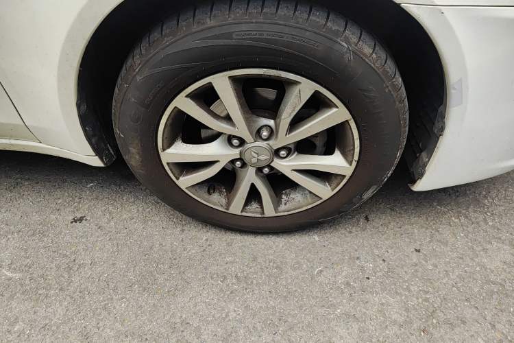 Used Mitsubishi Lancer EX 2013 Fashion Edition 1.8L Manual Comfort Version
