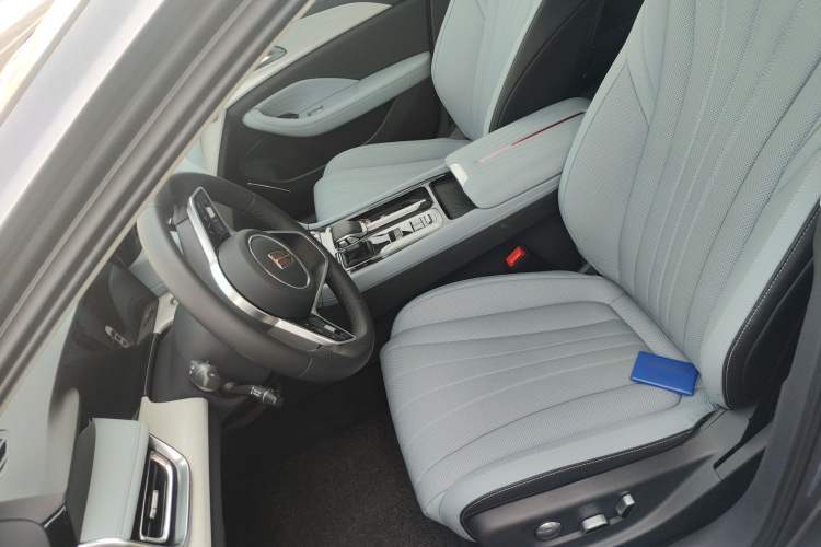 Used Hongqi H5 PHEV 2025 170 Super Hybrid Version
