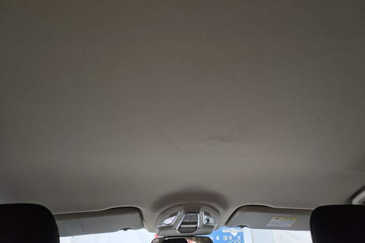 Used Wuling Xingguang 2024 Co-Creation Edition 70 Standard Model