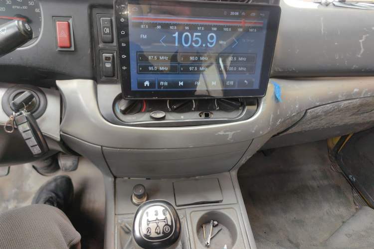Used Jinbei Hiace 2011 2.0L 5th Generation Power King Deluxe Version 4G20D4B Audio And AC Panel