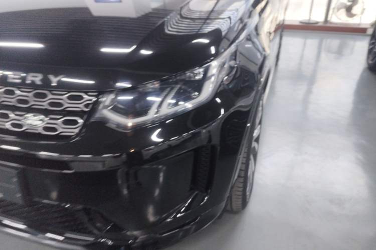 Used Land Rover Discovery Sport 2021 249 PS R-Dynamic S Performance Edition Left Front Headlight