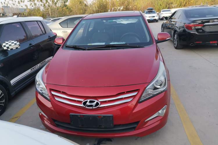 Used Hyundai Verna Ray 2014 1.6L Automatic TOP
