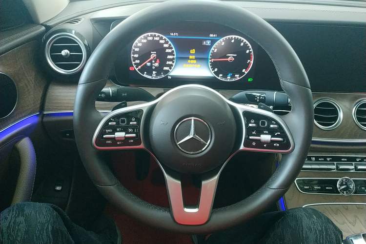 Used Mercedes-Benz E-Class 2020 E 300 L Stylish Model Steering Wheel