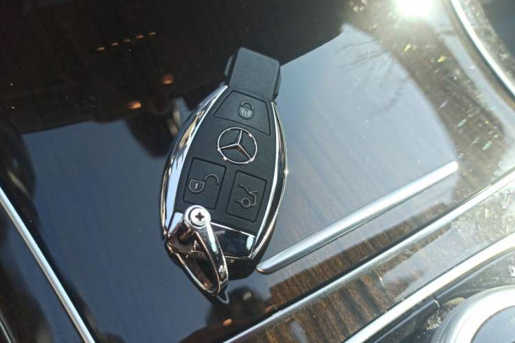 Used Mercedes-Benz C-Class 2017 Facelifted C 180 L Stylish Edition
