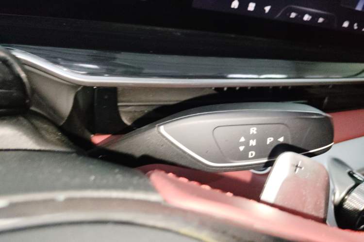 Used EXEED Stellar 2023 400T Two-Wheel Drive Comfort Flyfish Edition