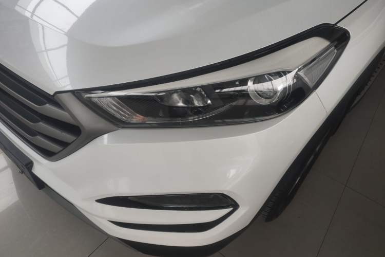 Used Hyundai Tucson 2018 1.6T Dual-Clutch Two-Wheel Drive 15th Anniversary Special Edition
