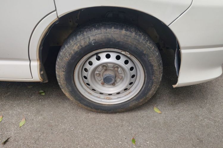 Used Jinbei Express 2017 2.0L Standard Version V19
