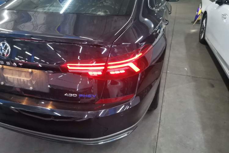 Used Volkswagen Passat New Energy 2020 430 PHEV Hybrid Elite Edition China VI Standard
