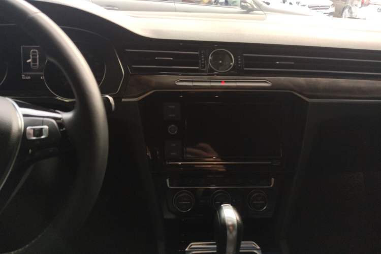 Used Volkswagen Magotan 2019 380TSI DSG Luxury Model China V Standard