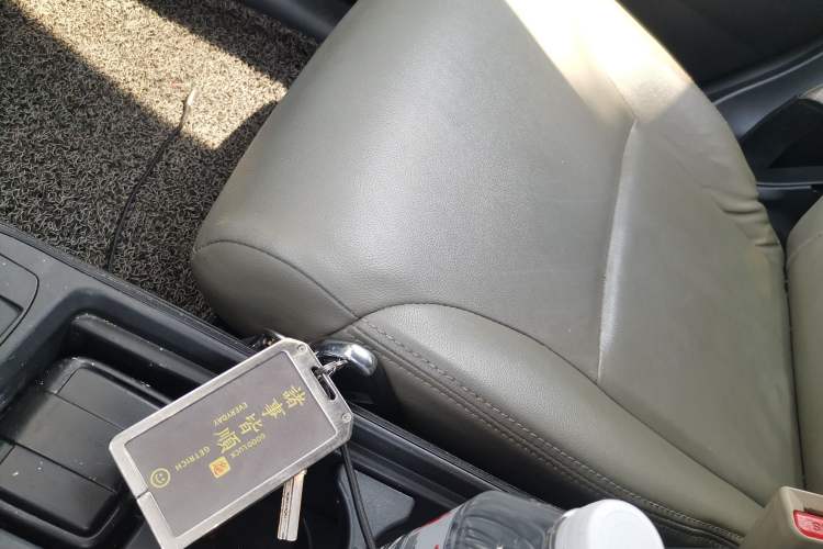 Used Honda CR-V 2015 2.0L two-wheel drive Fashion Edition
