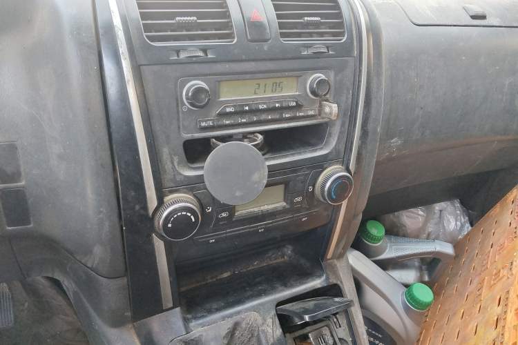 Used Jinbei Grace 2016 2.0L Express Utility Model
