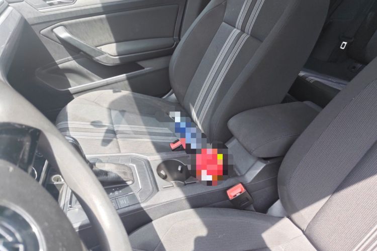 Used Volkswagen Lamando 2015 230TSI DSG Fashion Edition Left Front Seat