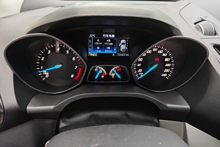 Used Ford Kuga 2015 2.0L GTDi Four-Wheel-Drive Sport Model