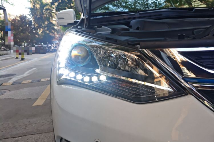 Used BYD Song New Energy 2017 Song DM 1.5TID All-Wheel Drive Luxury Model
