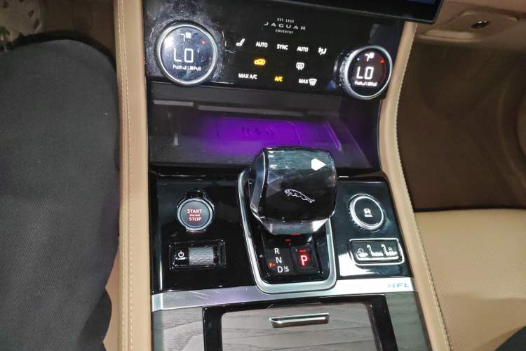 Used Jaguar XFL 2024 2.0T P250 Two-Wheel Drive Prestige Luxury Edition