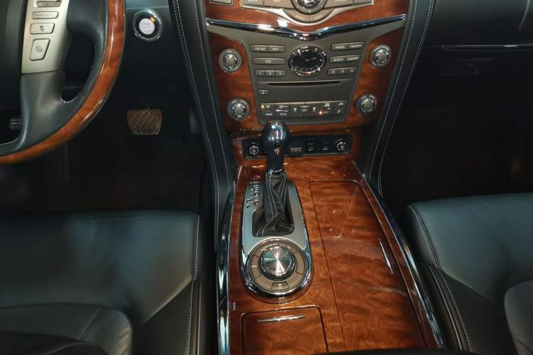 Used Infiniti QX80 2016 5.6L 4WD Gear Lever