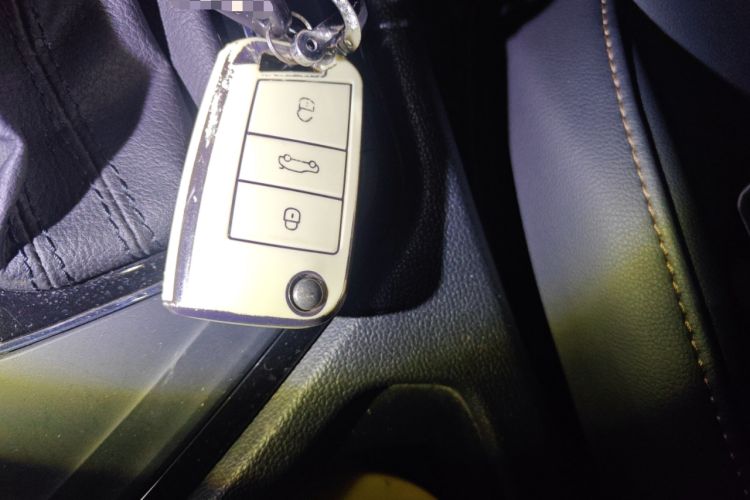 Used Volkswagen Tharu 2021 280TSI Two-Wheel-Drive Luxury Plus Edition Vehicle Key