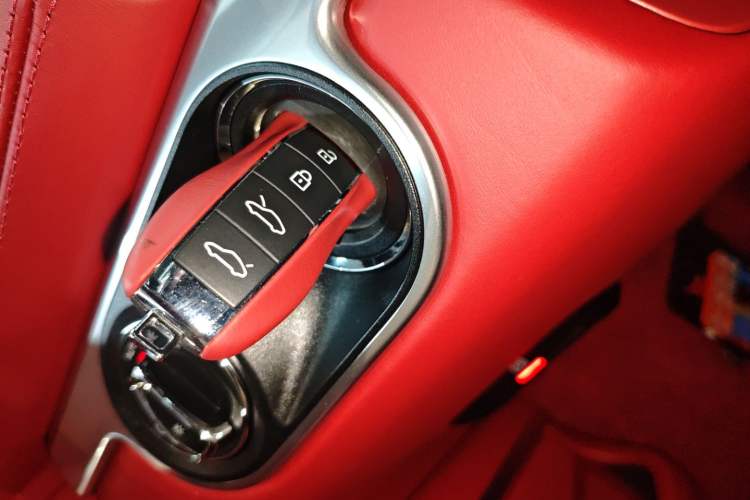 Used Porsche 718 2022 Boxster 2.0T
