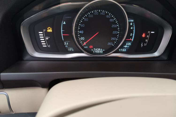 Used Volvo S60 2015 S60L T5 Intelligent Drive Edition
