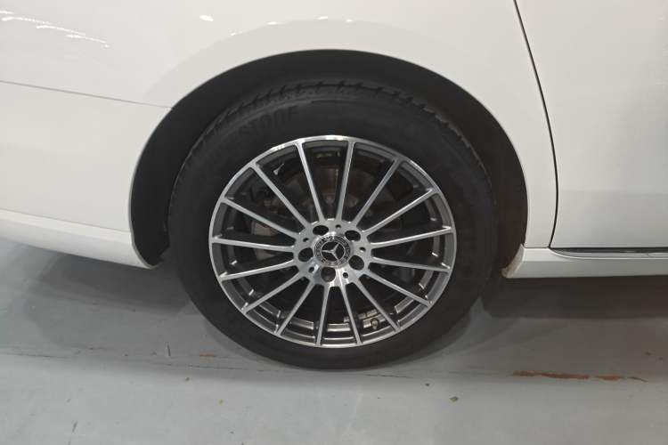 Used Mercedes-Benz E-Class 2023 E 260 L