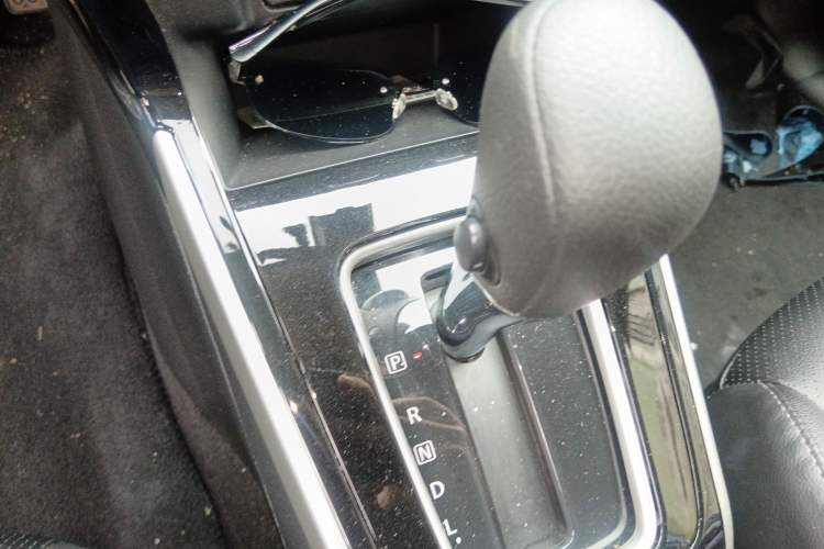 Used Nissan Sylphy 2021 Classic 1.6XL CVT Luxury Edition Gear Lever