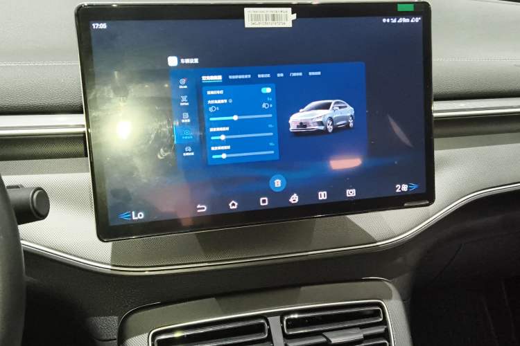 Used BYD Destroyer 05 2024 HONOR Edition DM-i 55KM Luxury Model Audio And AC Panel