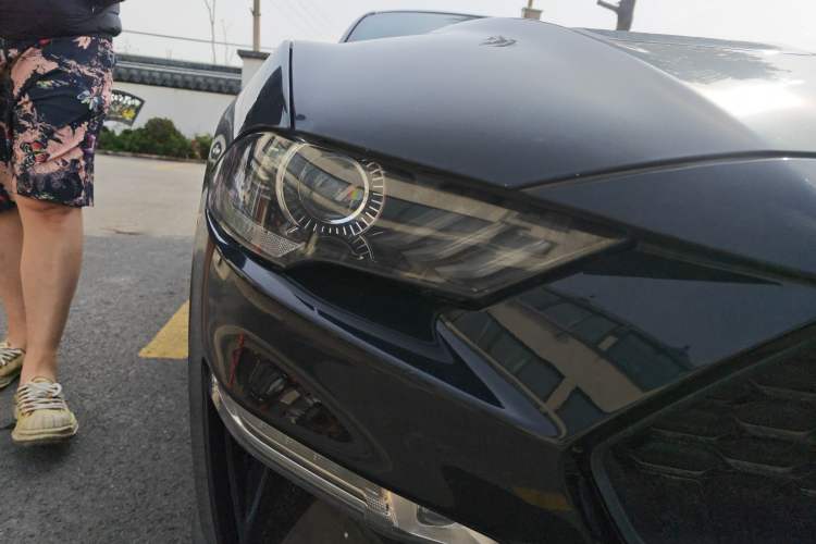 Used Ford Mustang 2018 2.3L EcoBoost
