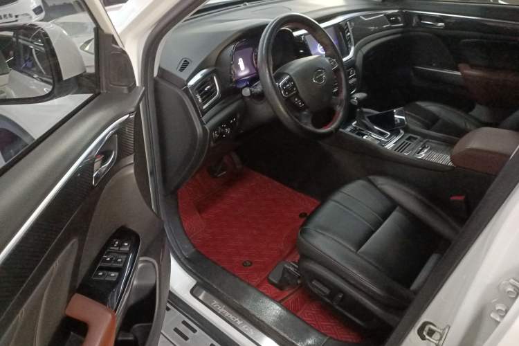 Used GAC Trumpchi GS7 2017 280T Two-Wheel Drive Luxury Model