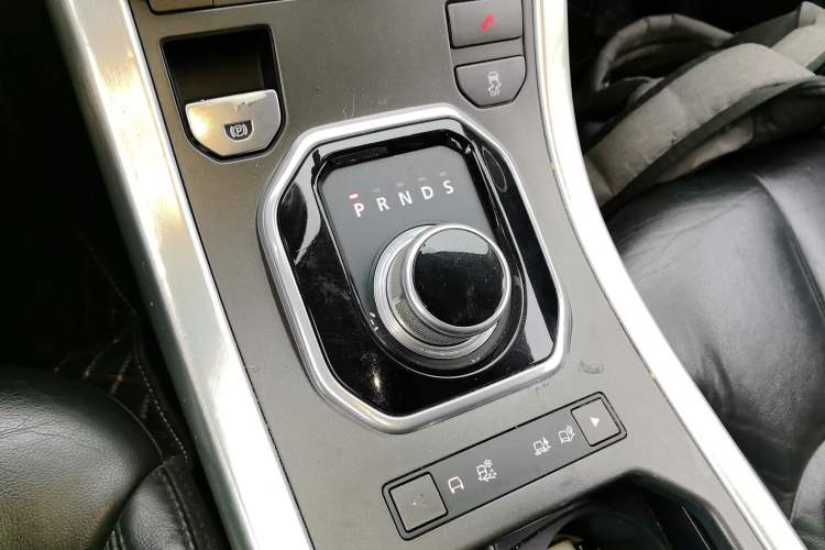 Used Land Rover Range Evoque 2013 2.0T 5-Door Yaozhen Edition Gear Lever