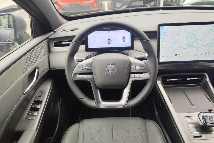 Used BYD Qin PLUS 2025 EV Smart Drive Edition 420KM Leading Model
